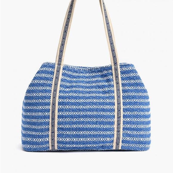 America & Beyond Magical Madrid sold out tote bag, weekender, beach… - Picture 4 of 8